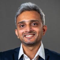 Aaqib Alvi Headshot